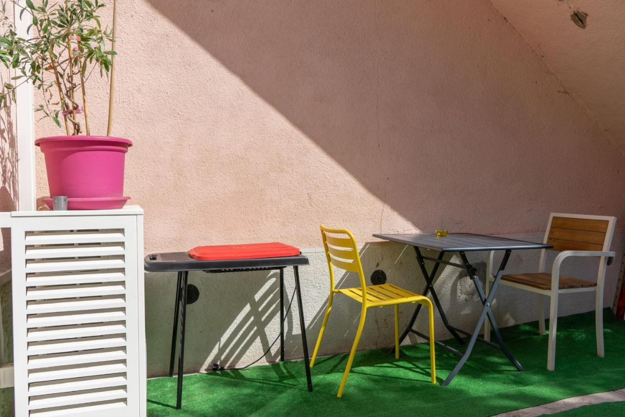 Hotel Le Petit Nid Des Chutes Lavies Marseilles Exterior foto